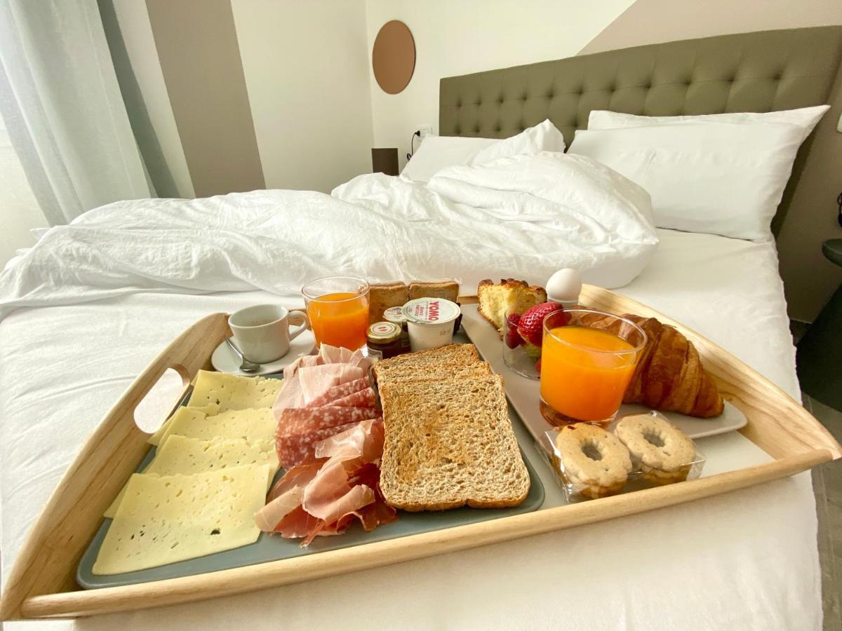 Mincio Relais Bed & Breakfast กัสเตลนูโอโว เดล การ์ดา ภายนอก รูปภาพ