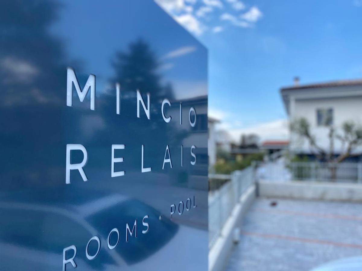 Mincio Relais Bed & Breakfast กัสเตลนูโอโว เดล การ์ดา ภายนอก รูปภาพ