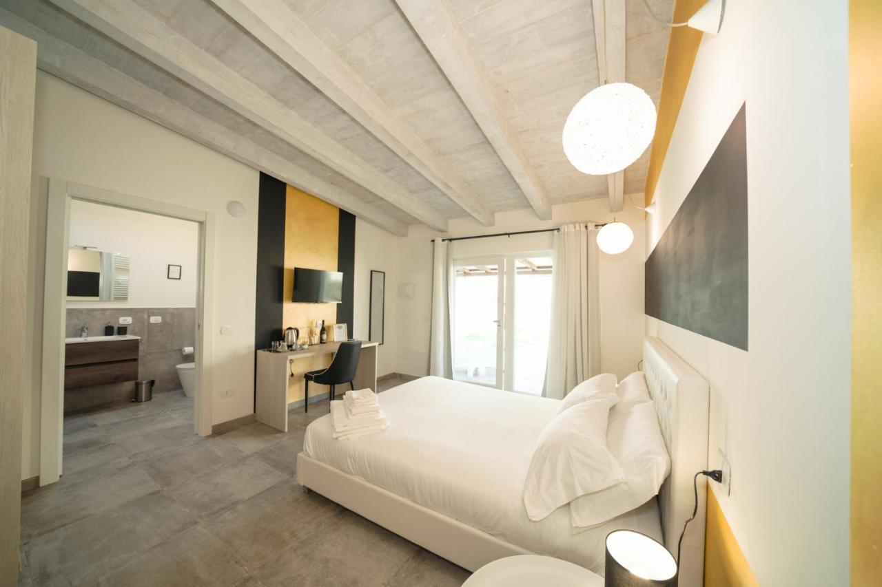 Mincio Relais Bed & Breakfast กัสเตลนูโอโว เดล การ์ดา ภายนอก รูปภาพ