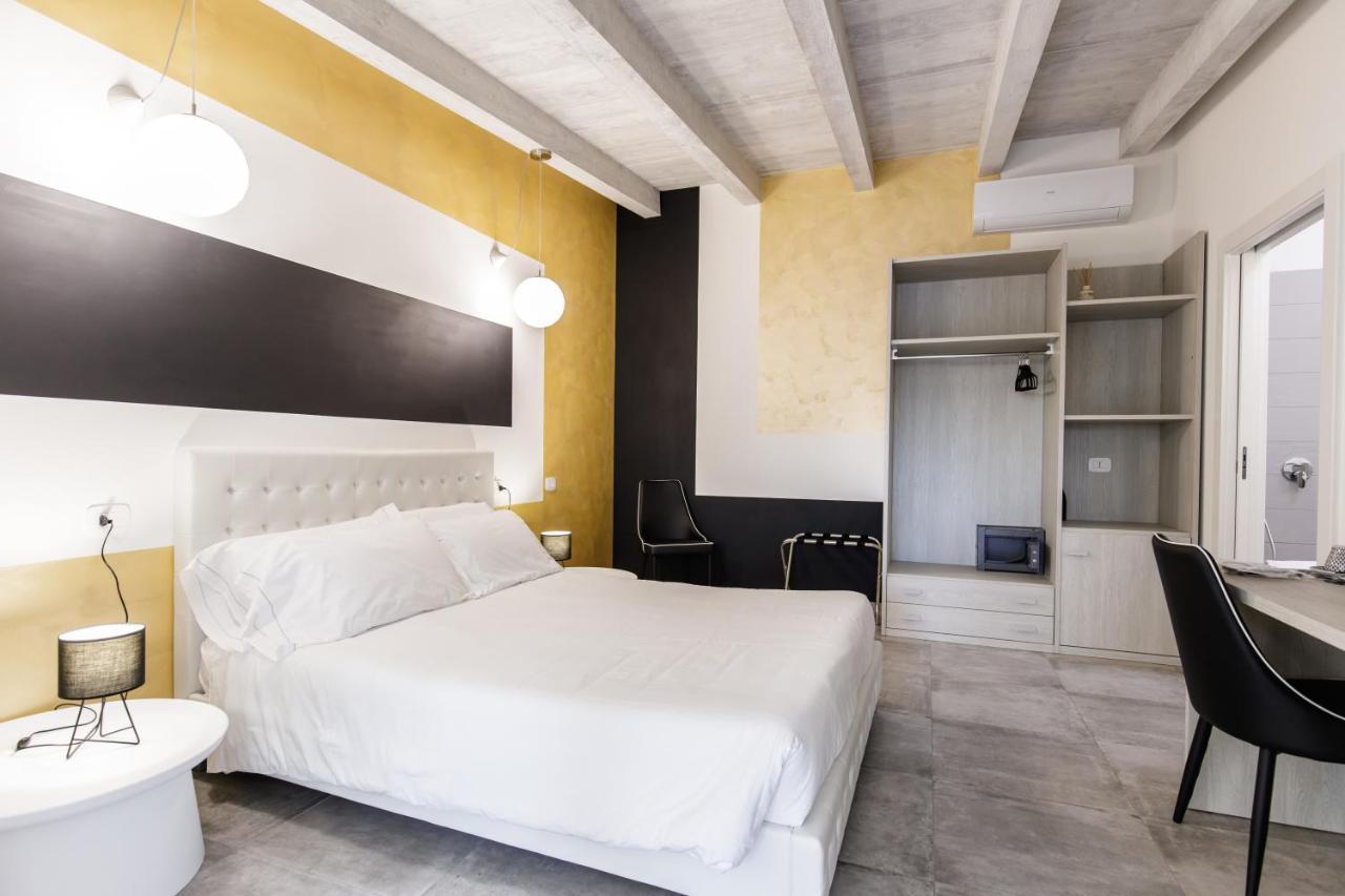 Mincio Relais Bed & Breakfast กัสเตลนูโอโว เดล การ์ดา ภายนอก รูปภาพ