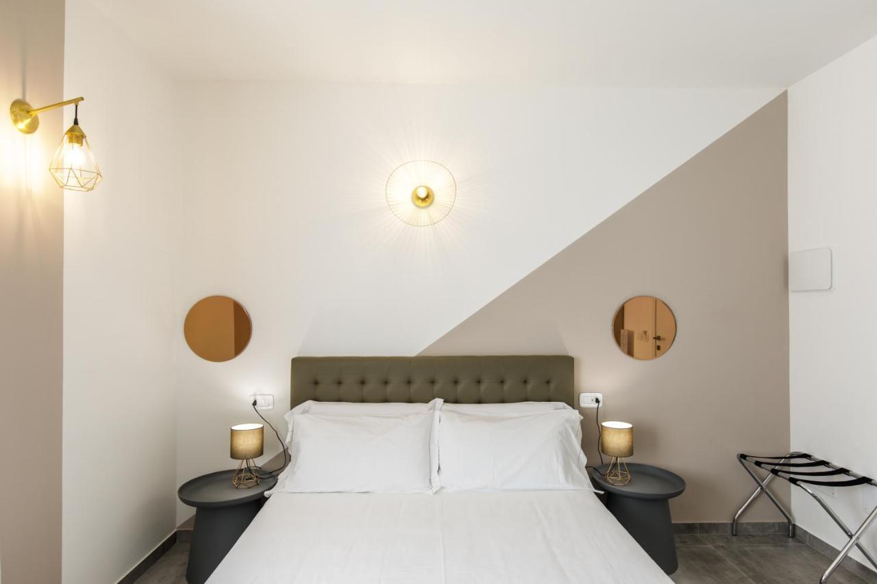 Mincio Relais Bed & Breakfast กัสเตลนูโอโว เดล การ์ดา ภายนอก รูปภาพ