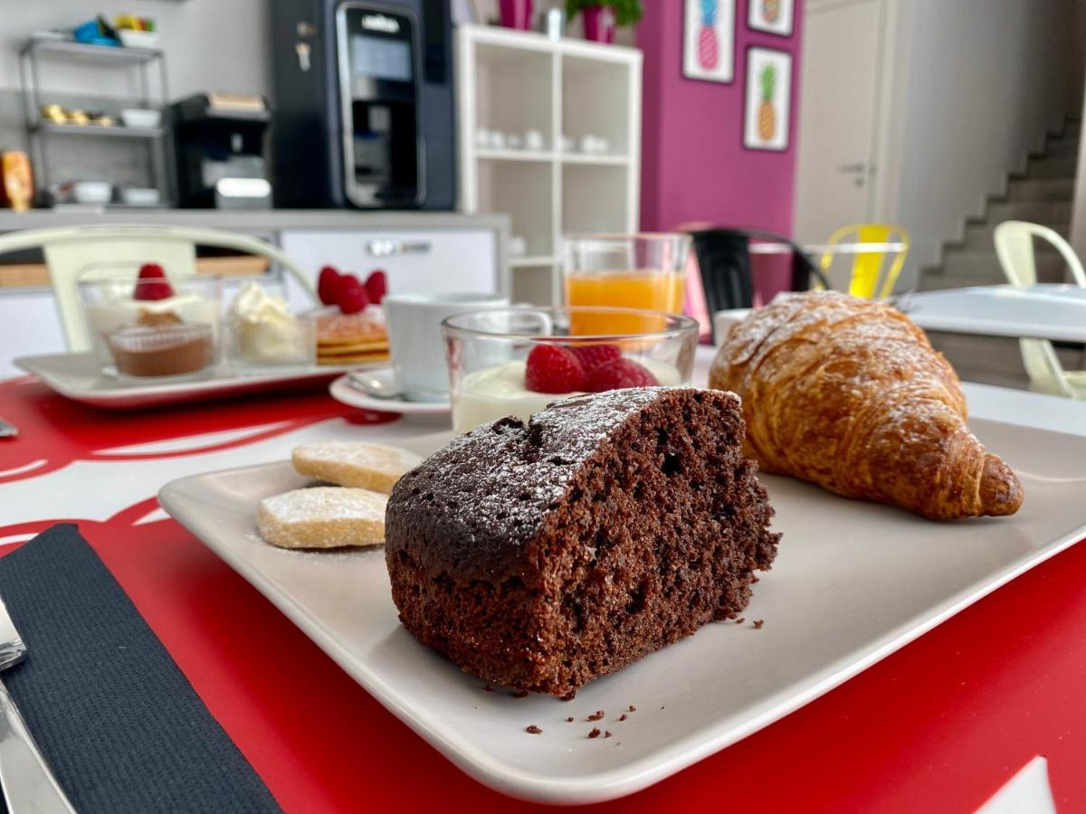 Mincio Relais Bed & Breakfast กัสเตลนูโอโว เดล การ์ดา ภายนอก รูปภาพ