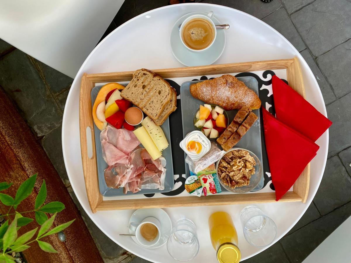 Mincio Relais Bed & Breakfast กัสเตลนูโอโว เดล การ์ดา ภายนอก รูปภาพ